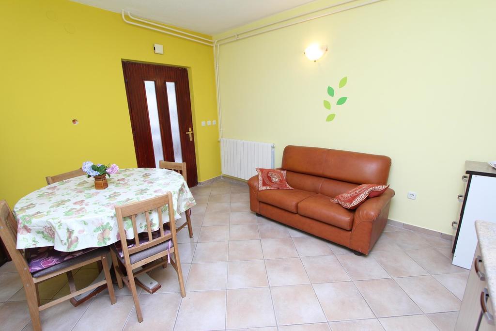 Apartments Grace Ровин Стая снимка