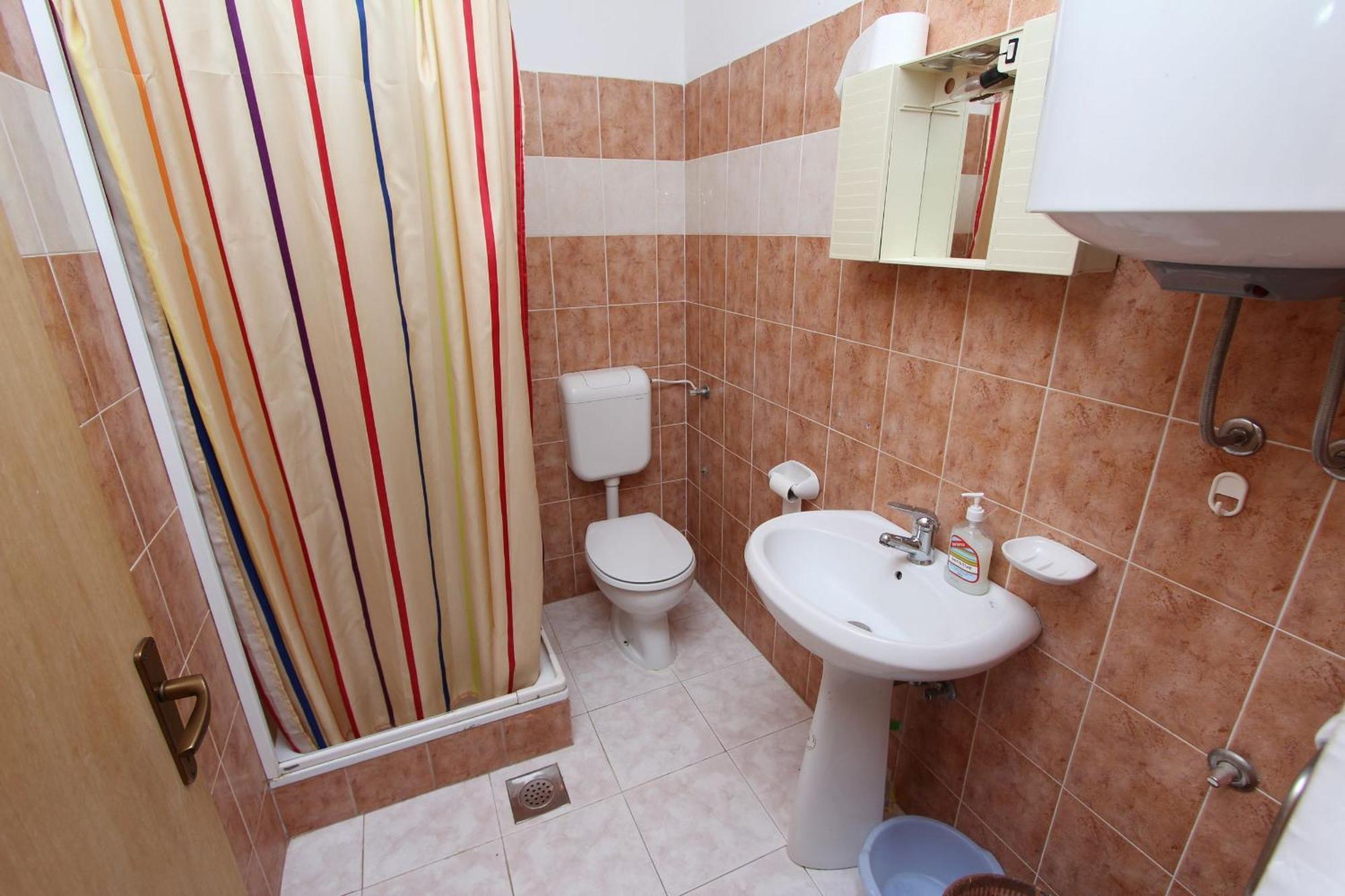 Apartments Grace Ровин Екстериор снимка
